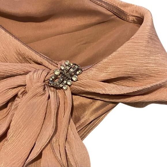 Dusky Rose 100% Silk Sleeveless Blouse with Silver Rhinestone Brooch (6P) - Picture 3 of 8